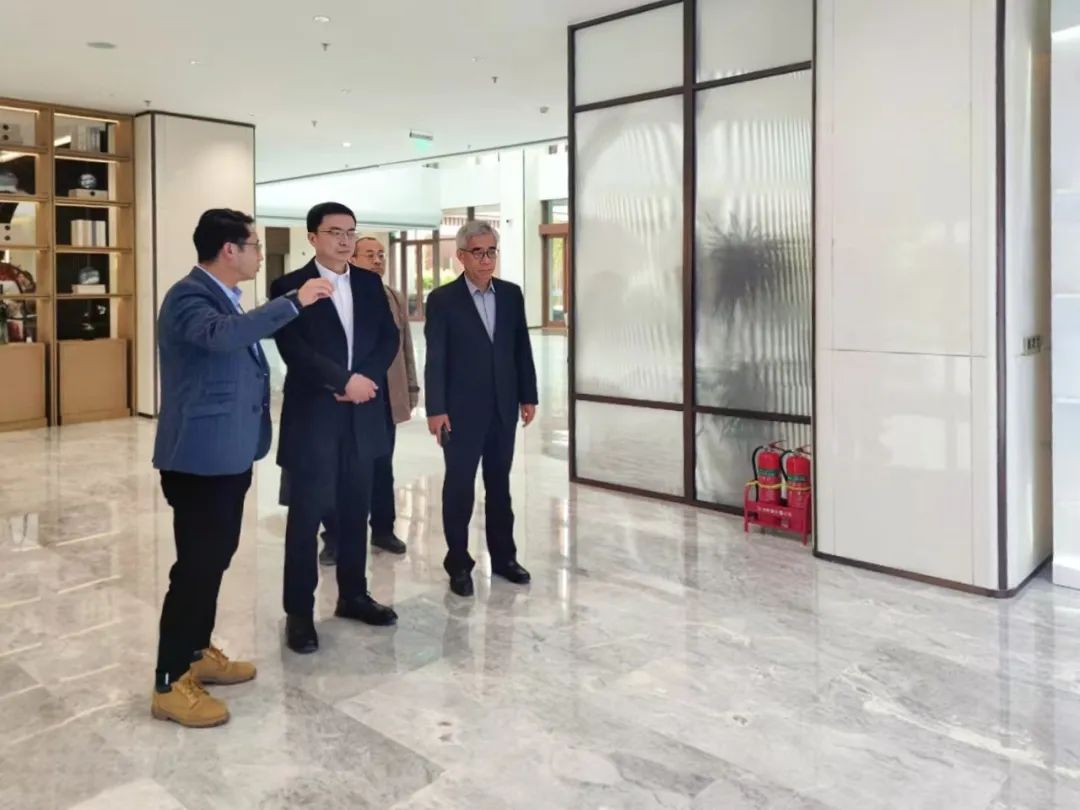 德州市副市長牟春雁帶隊赴鵬瑞利集團天津南站國際健康商旅城開展招商考察