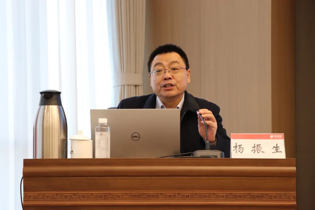 法治宣傳進企業(yè) 護航穩(wěn)企促發(fā)展
